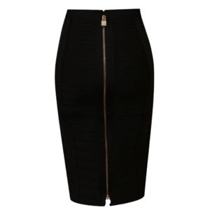 Black Fitted Pencil Skirt